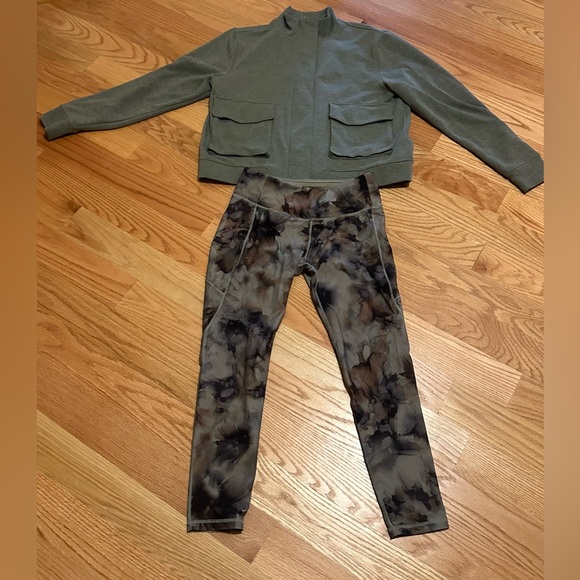 CALIA by Carrie Underwood Pants - Calia Journey Cargo jacket size M Calia Leggings Women's Size M.